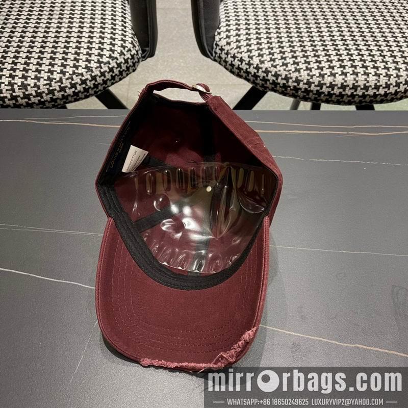 Replica LV cap 102802