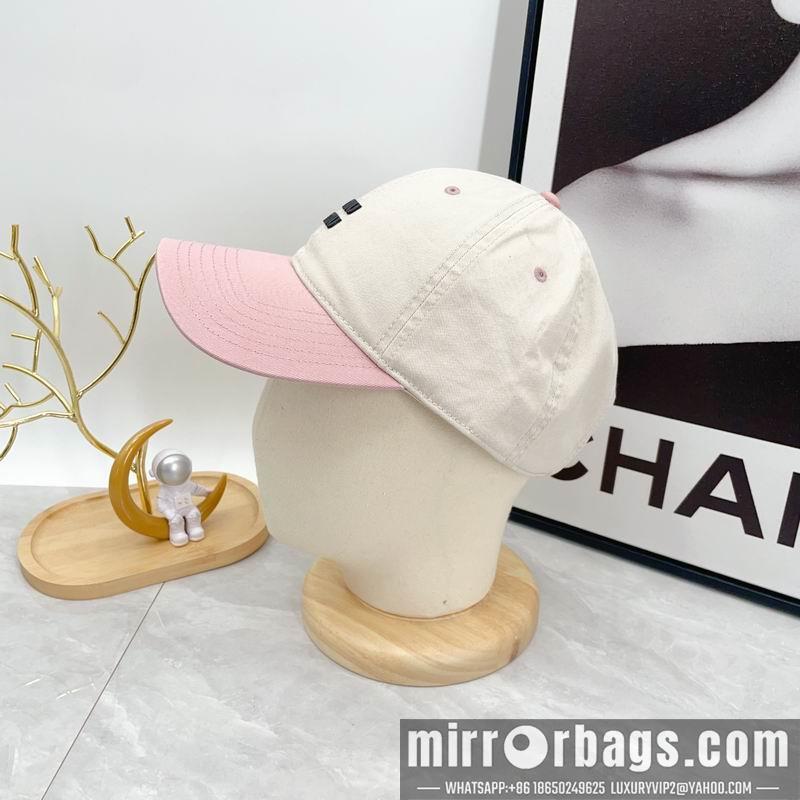 Replica Miumiu cap dx28