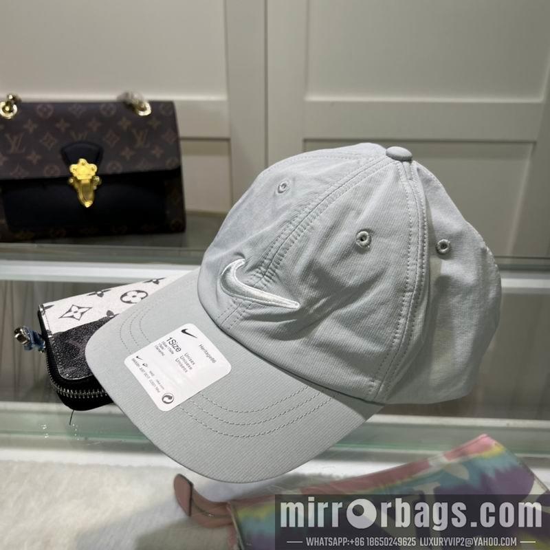 Replica Nike cap dx06