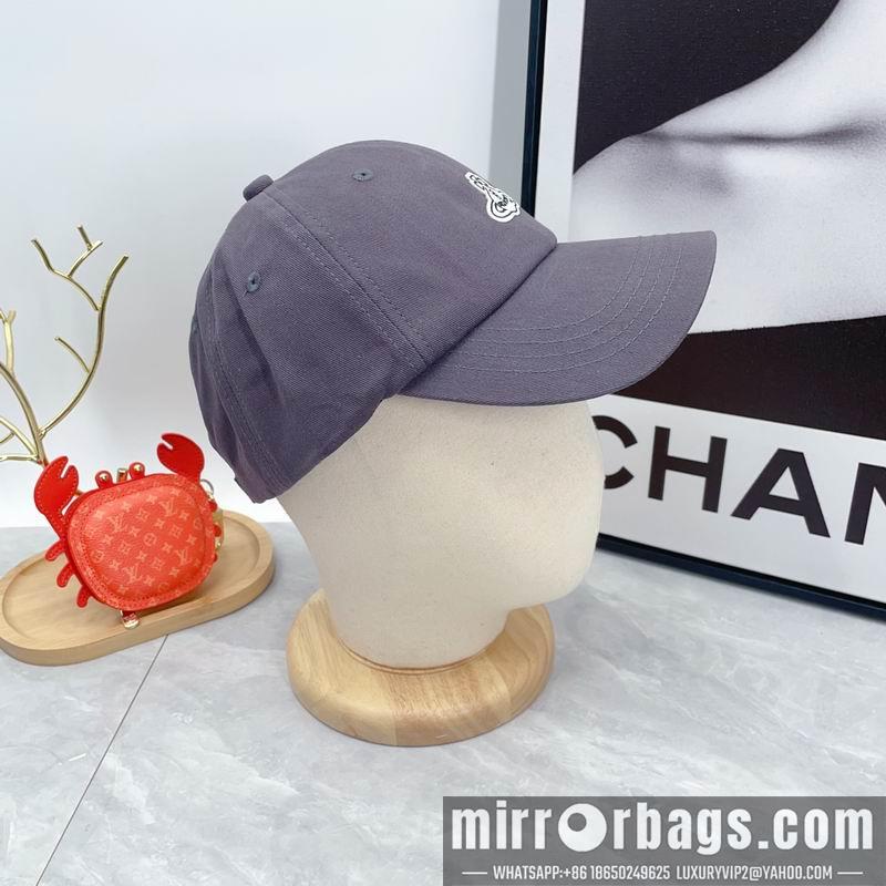 Replica Vivienne Westwood cap dx03