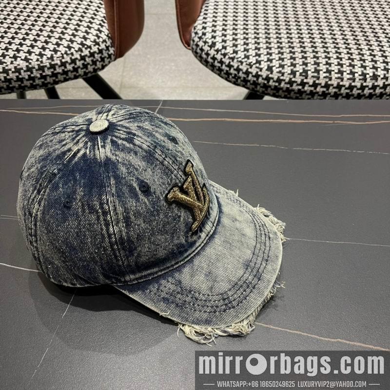 Replica LV cap 071302