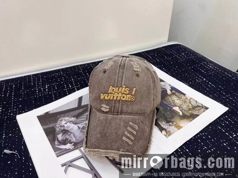 Replica LV cap dx109