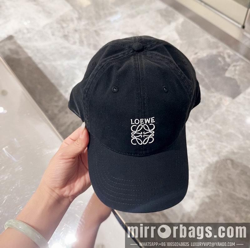 Replica Loewe cap dx56