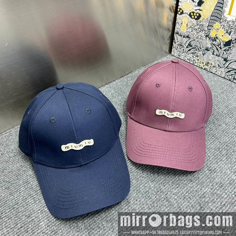 Replica Miumiu cap dx76
