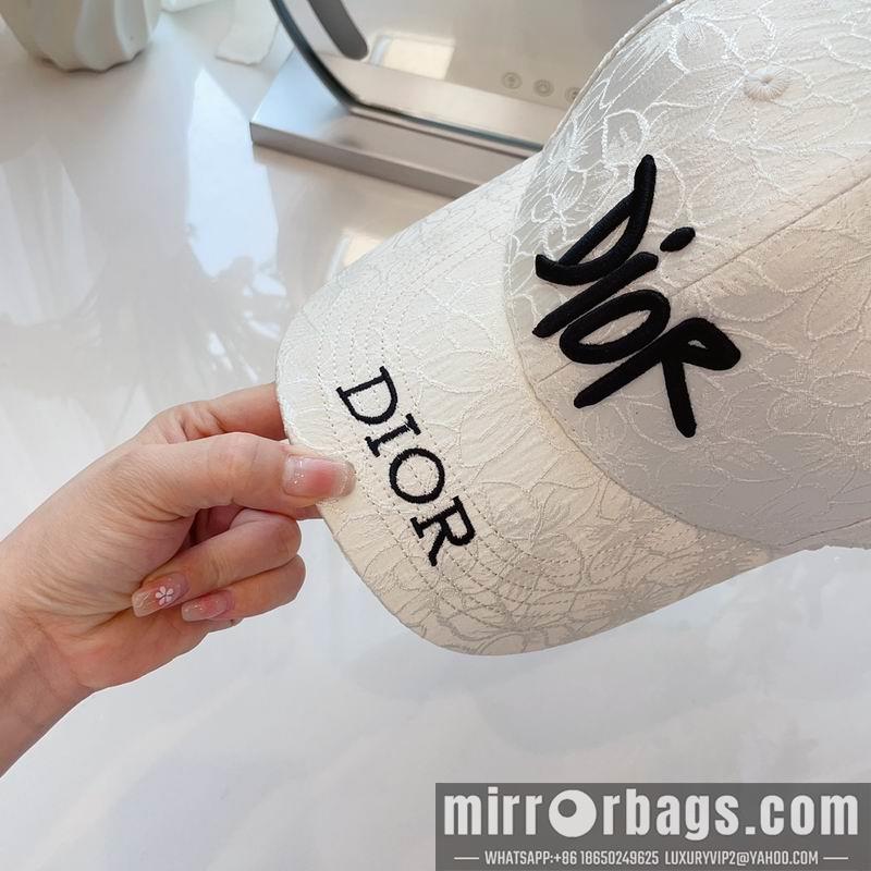Replica Dior cap dx32