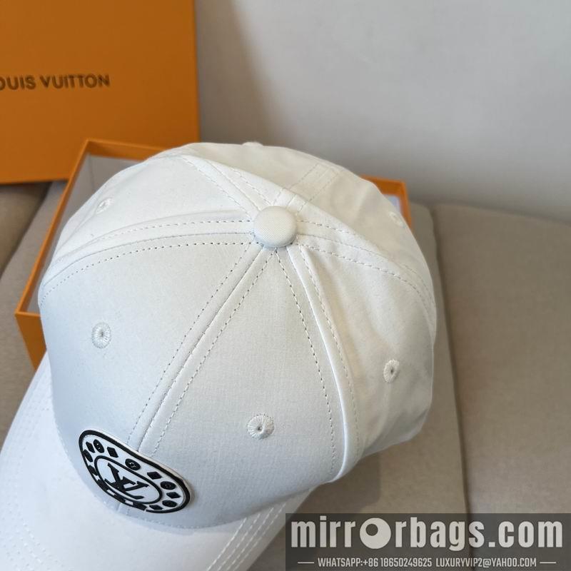Replica LV Hat dx66