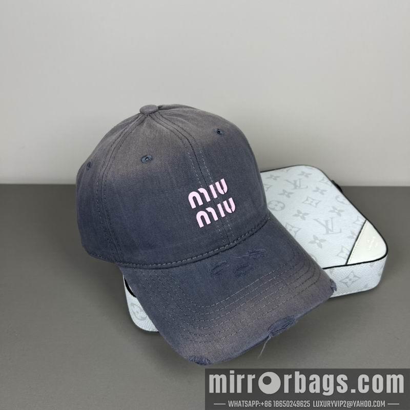 Replica Miumiu cap dx44