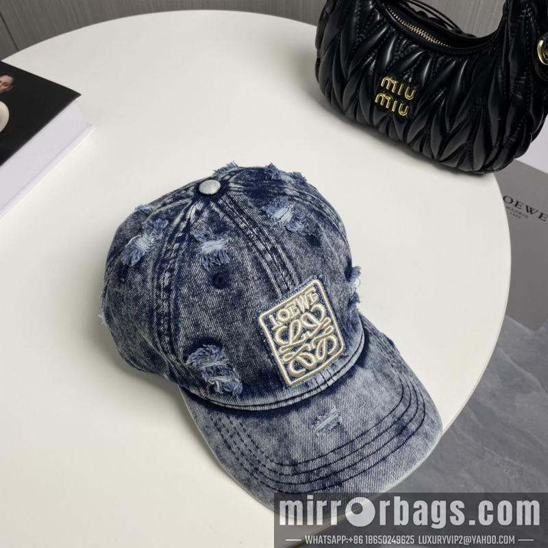 Replica Loewe cap dx50