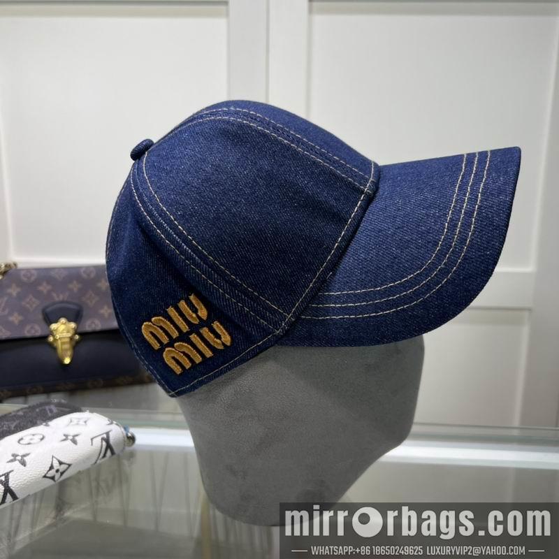 Replica Miumiu cap dx11