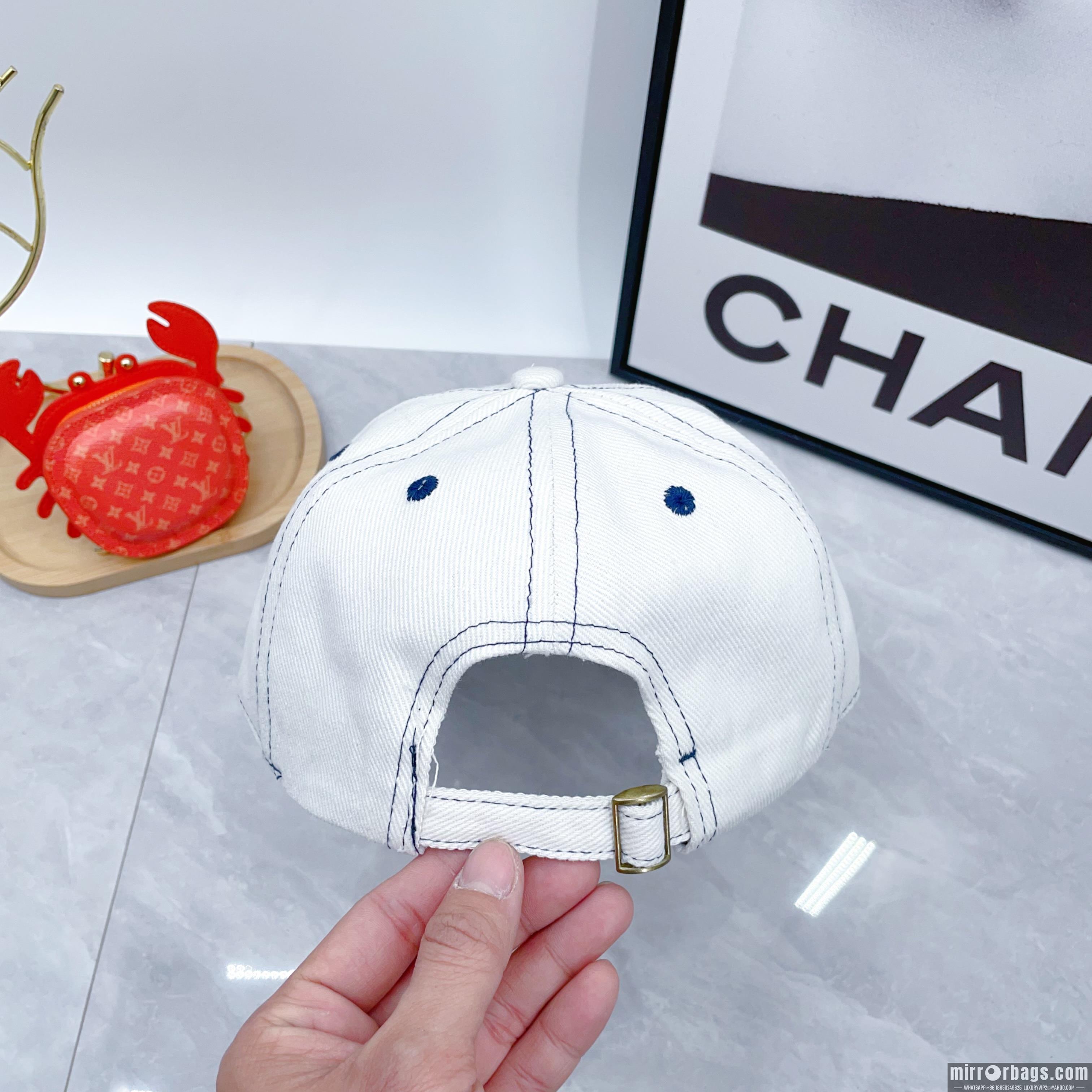 Replica Chanel cap dx01