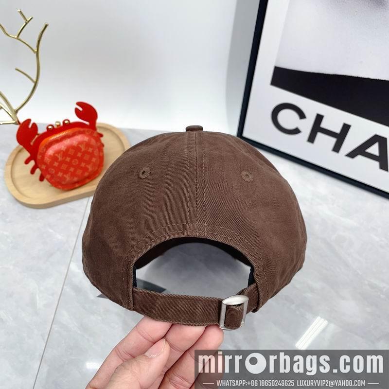 Replica YSL cap dx32