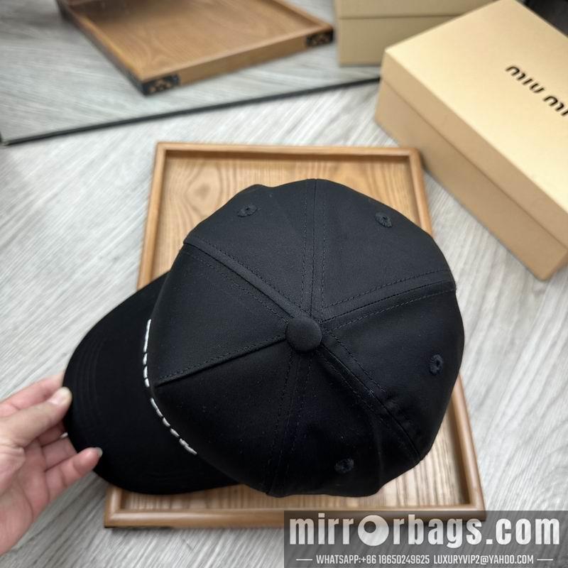 Replica Miumiu cap dx60