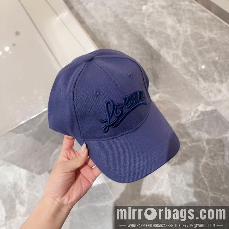 Replica Loewe cap dx44