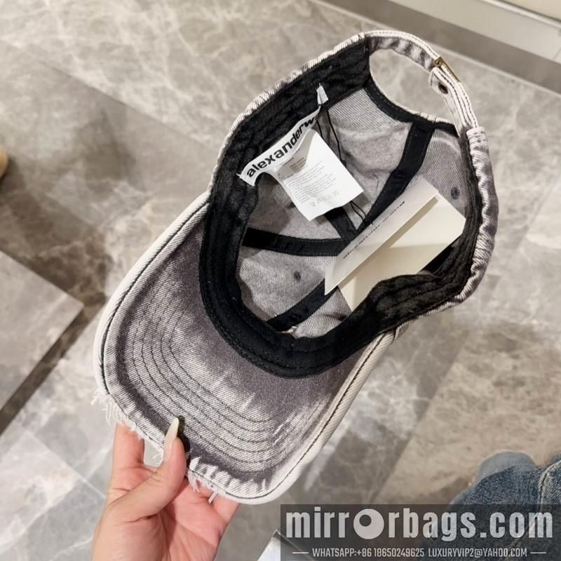 Replica Alexander Wang cap 081801