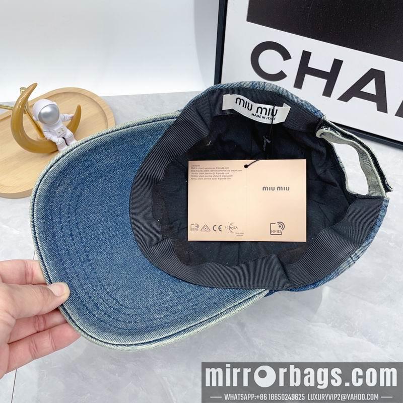 Replica Miumiu cap dx21