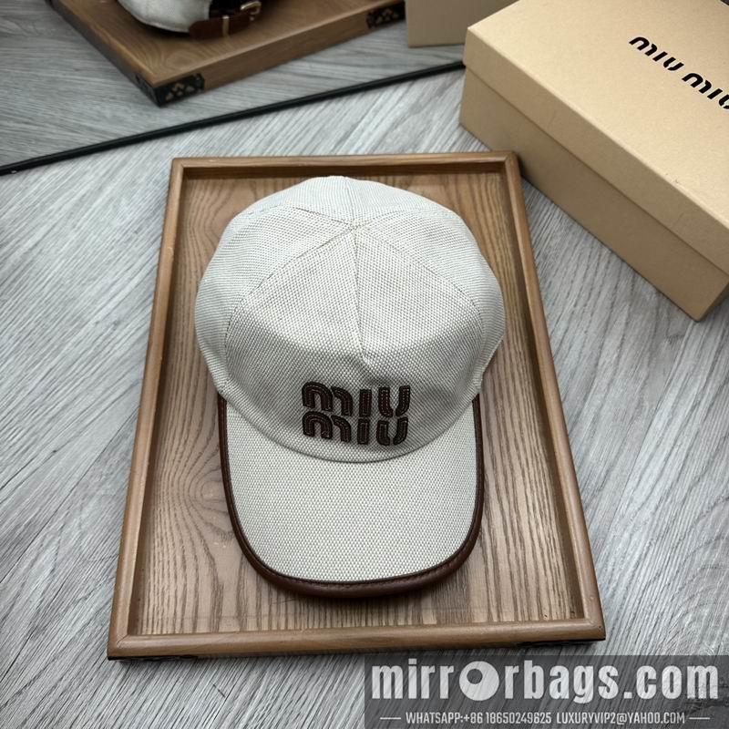Replica Miumiu cap dx61