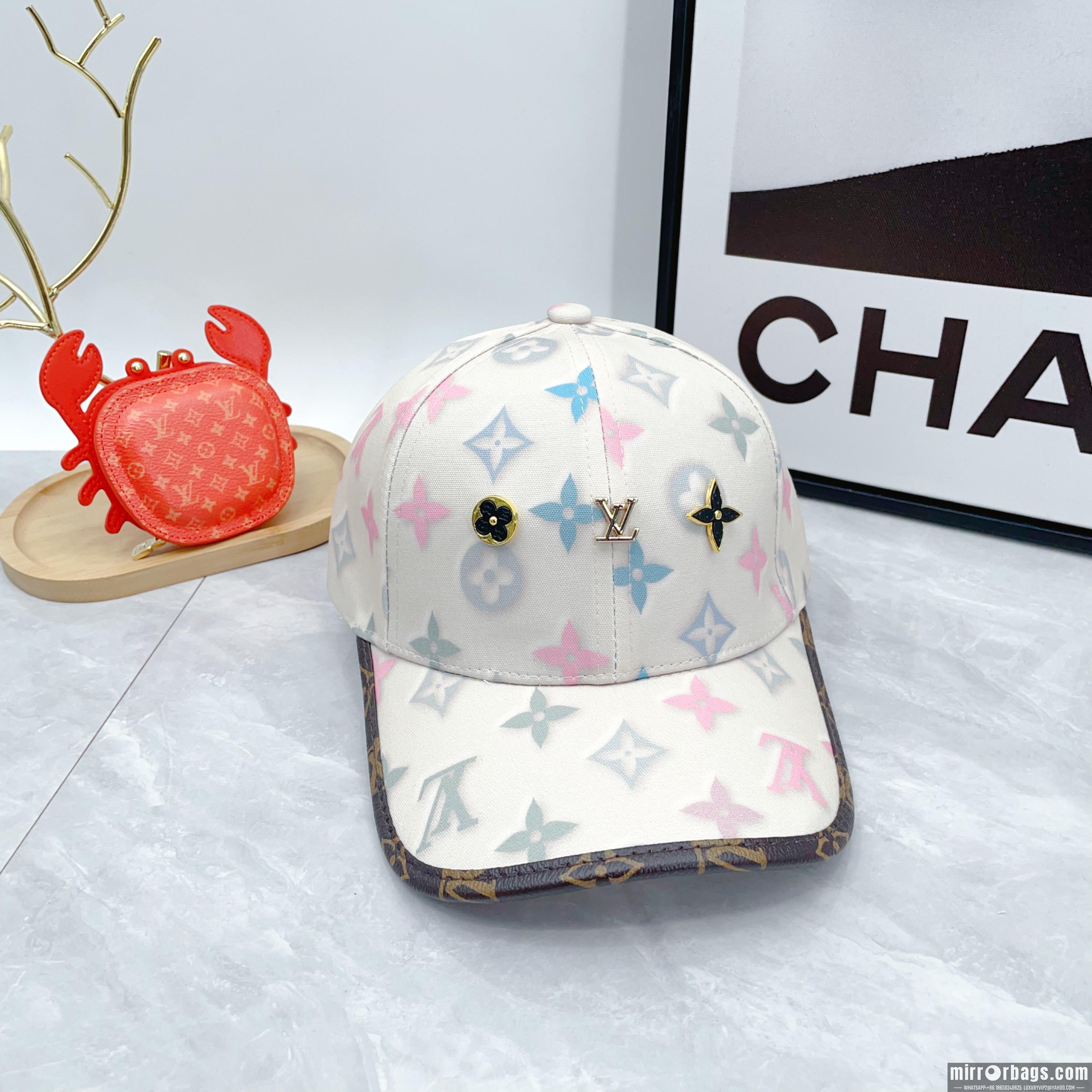 Replica LV cap dx03