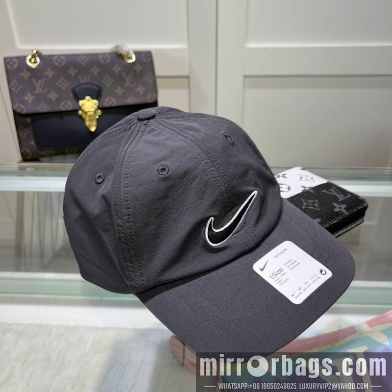Replica Nike cap dx06