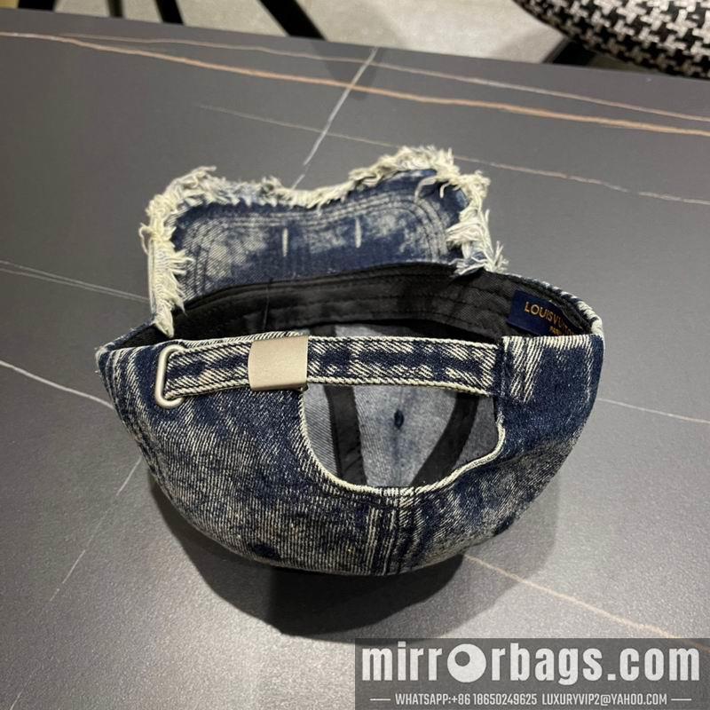 Replica LV cap 071302