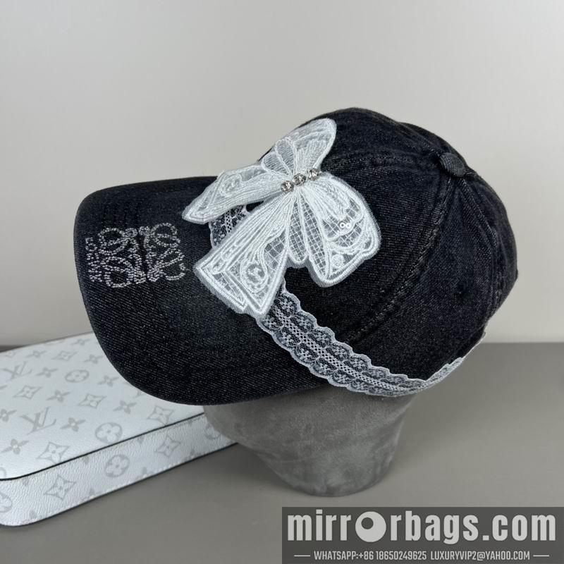 Replica Loewe cap dx45