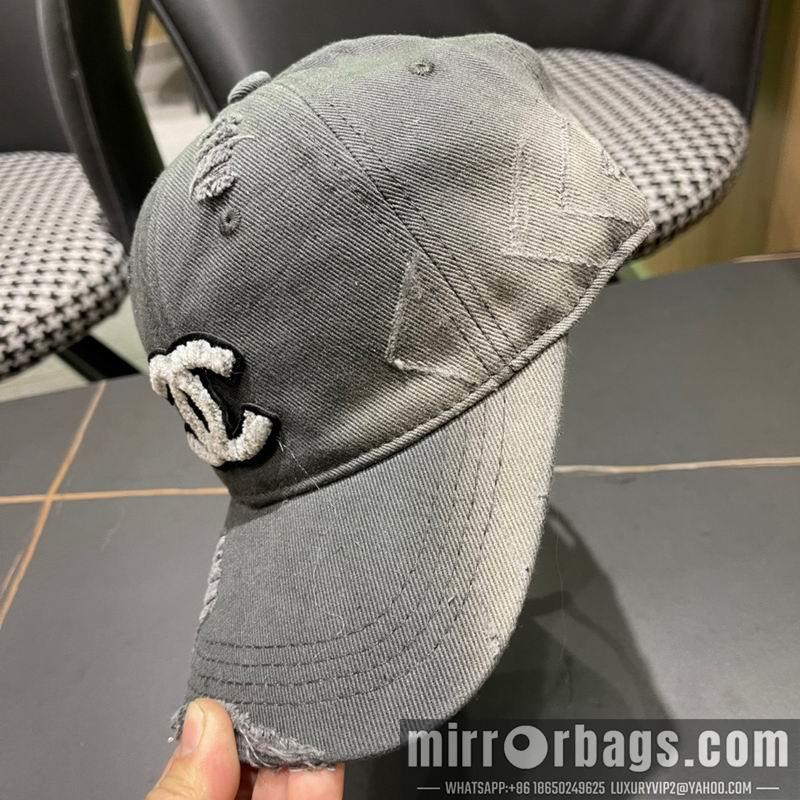 Replica Chanel cap 082602