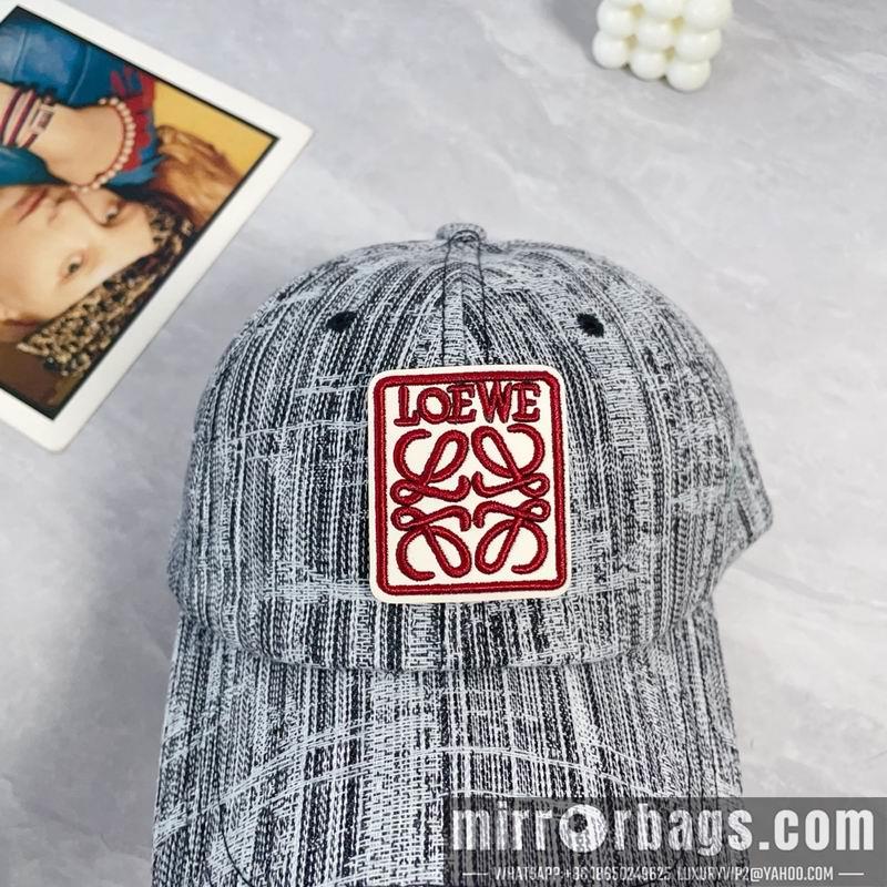 Replica Loewe cap dx27