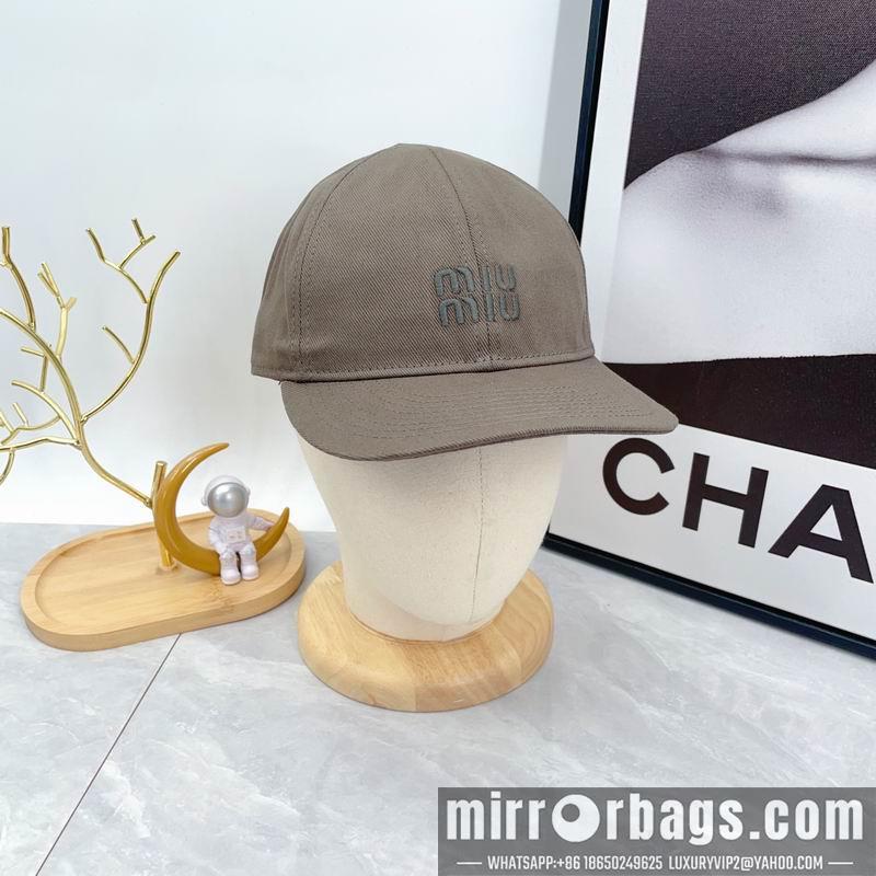 Replica Miumiu cap dx07