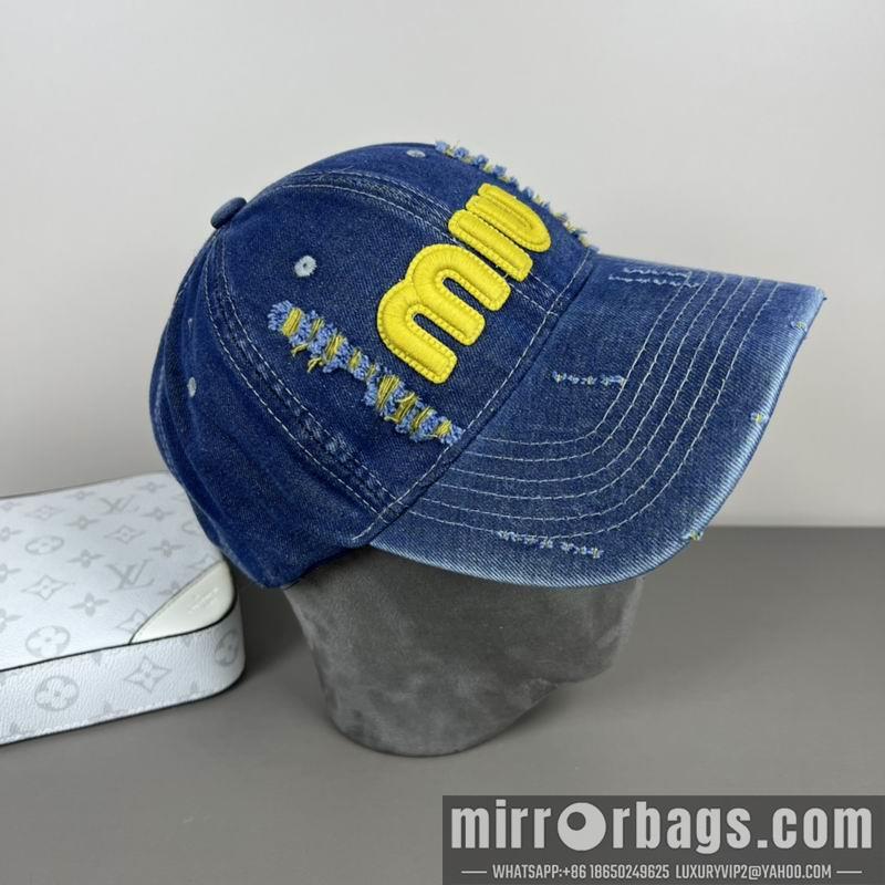 Replica Miumiu cap dx15