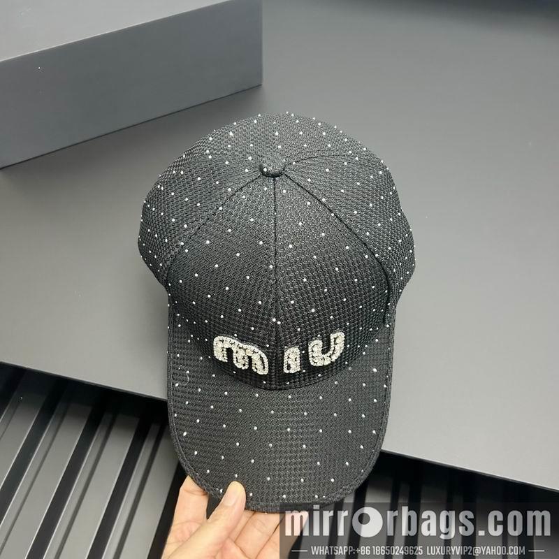 Replica Miumiu cap dx07