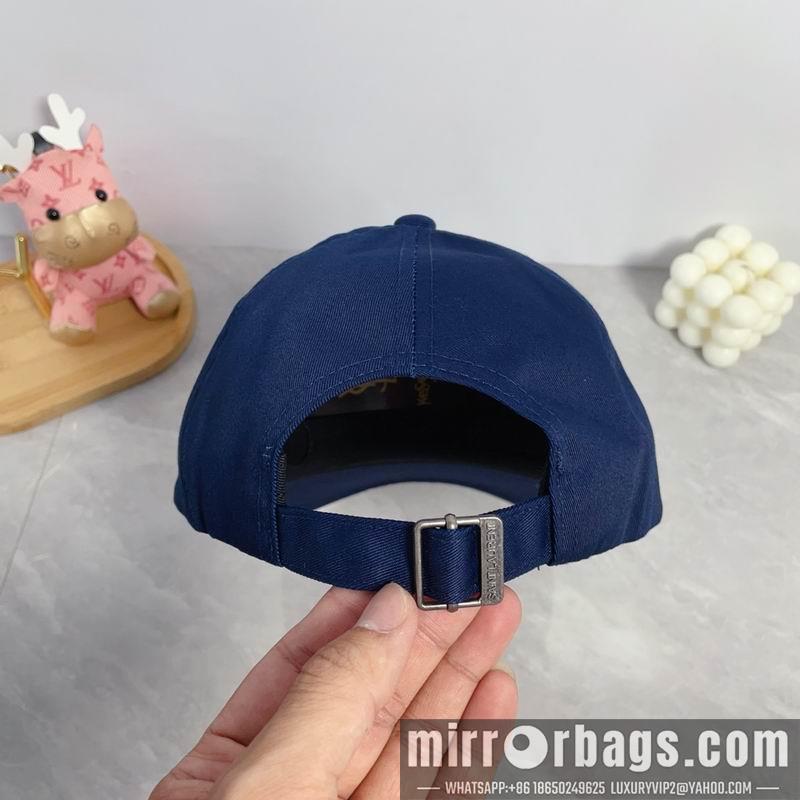 Replica YSL cap dx18