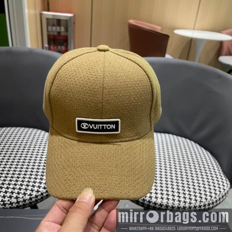 Replica LV cap 010701