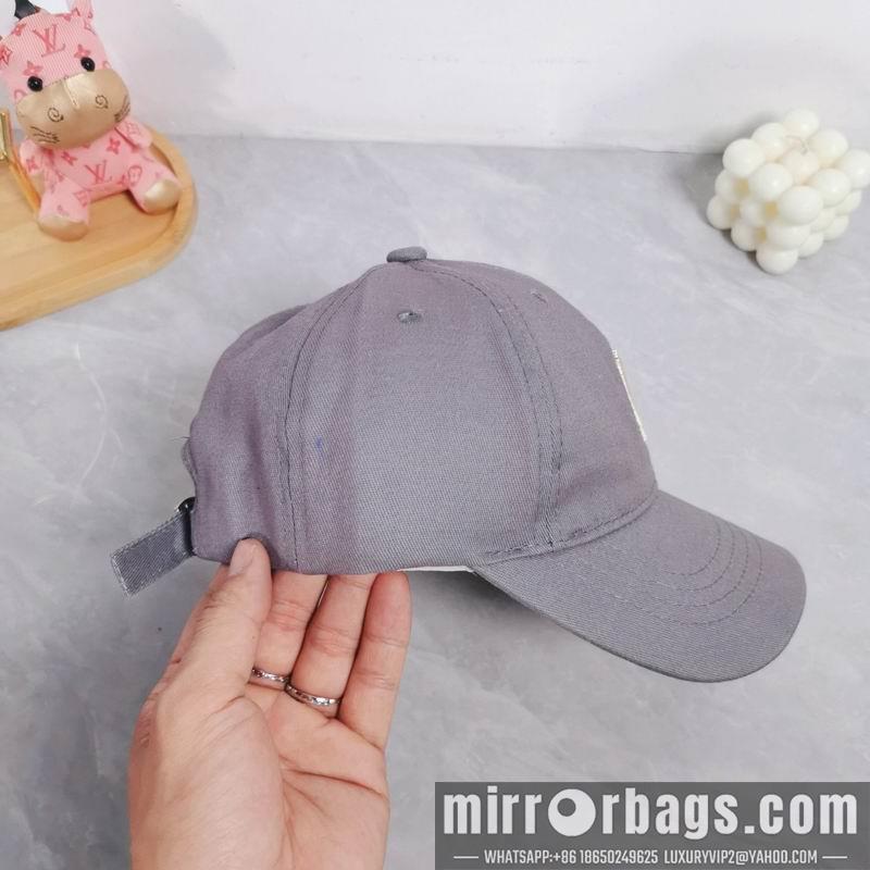 Replica Celine cap dx04