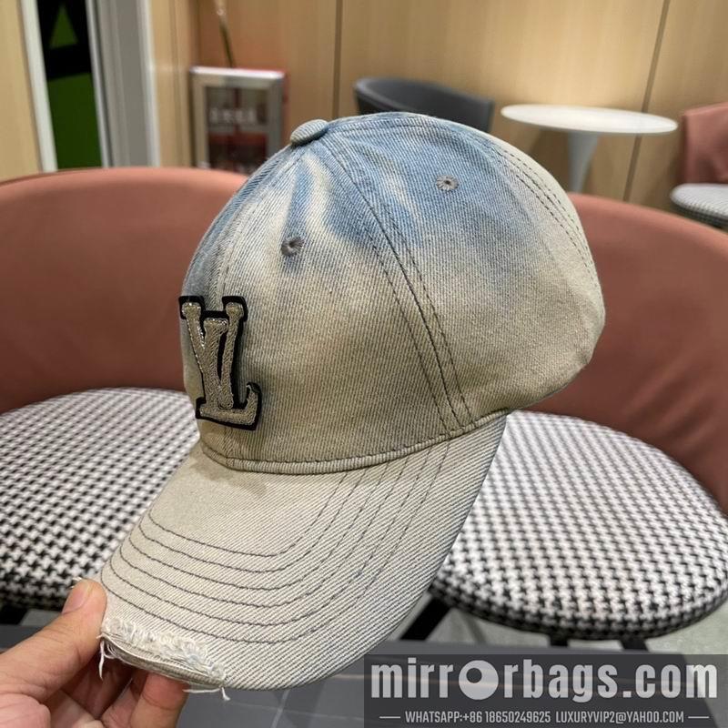 Replica LV cap 092201