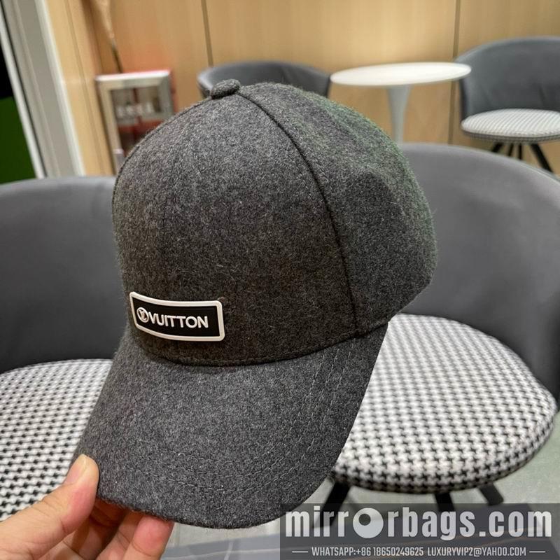 Replica LV cap 121401
