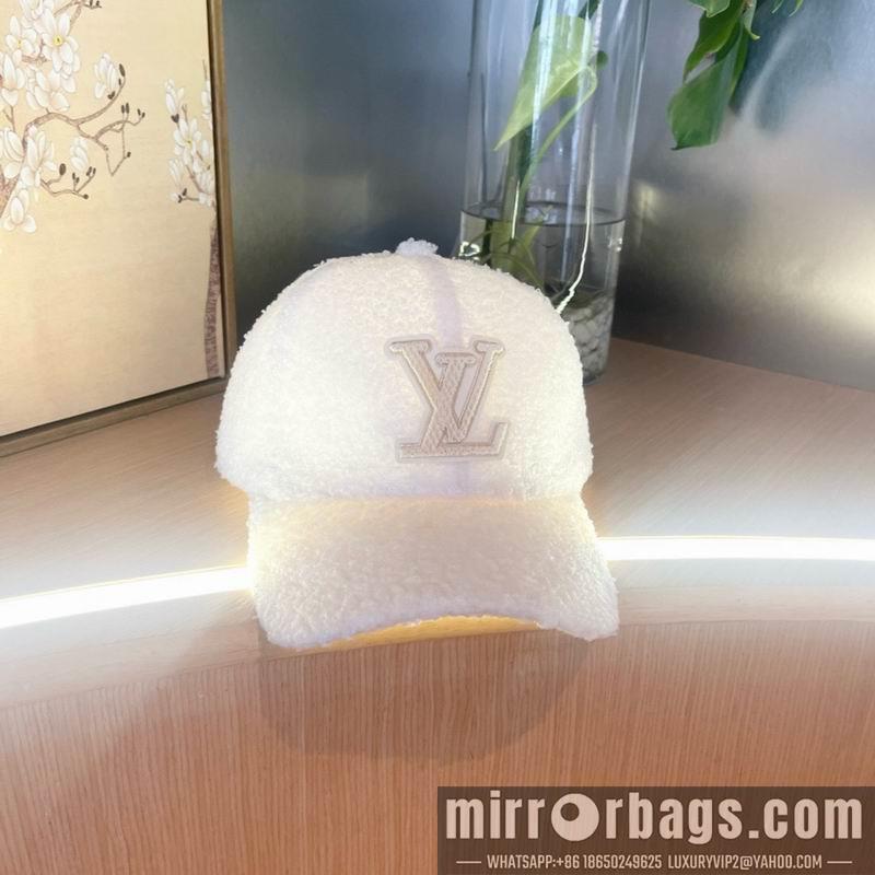 Replica LV cap 010601