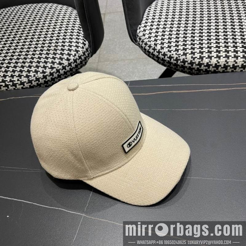 Replica LV cap 010701