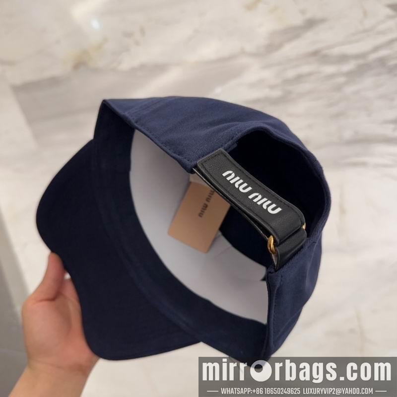 Replica Miumiu Cap dx35