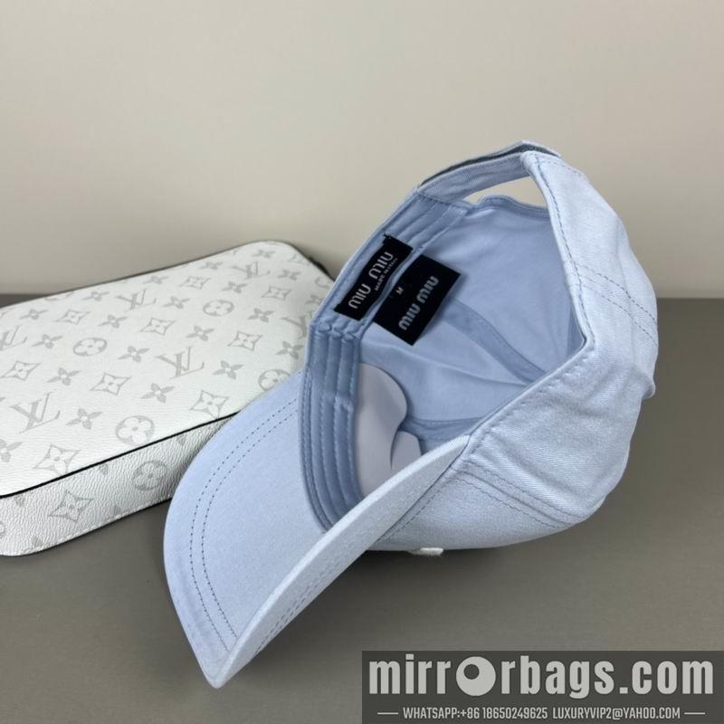 Replica Miumiu cap dx11