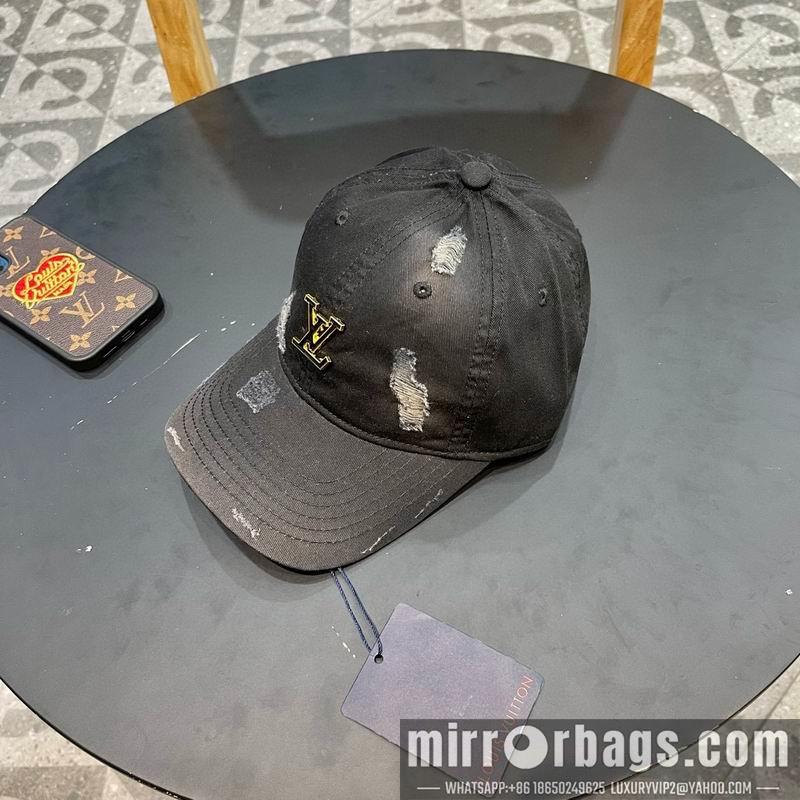 Replica LV cap 050706