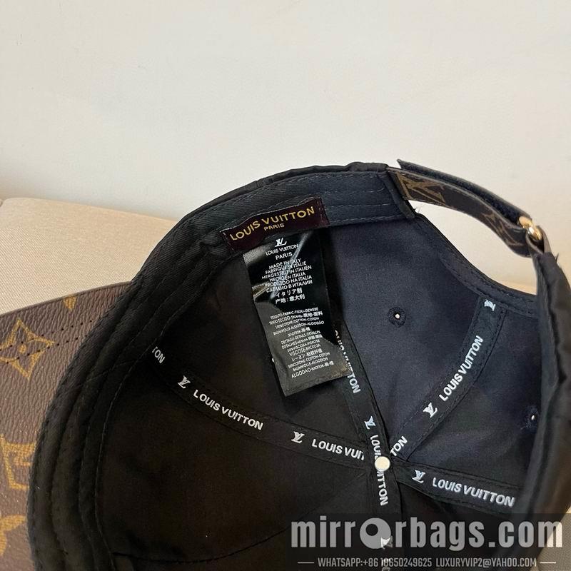 Replica LV Hat dx33