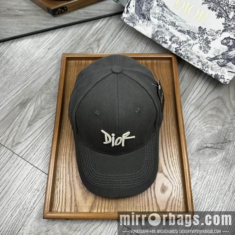 Replica Dior cap dx11