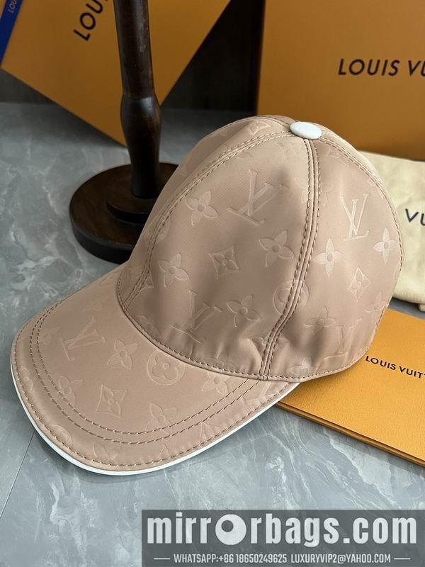 Replica LV cap dx03