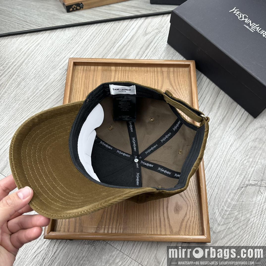 Replica YSL cap 080201