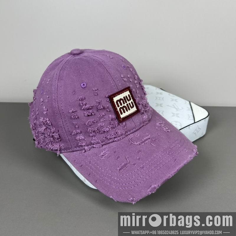 Replica Miumiu cap dx17