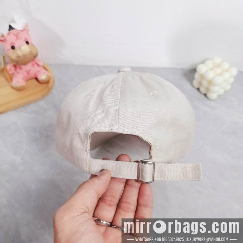 Replica Celine cap dx04