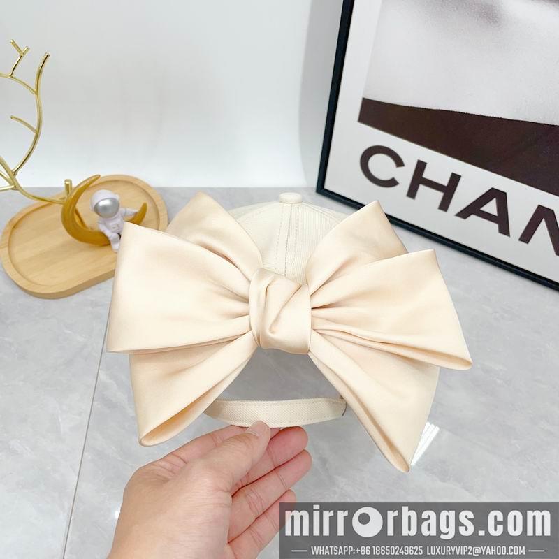 Replica Miumiu cap dx08