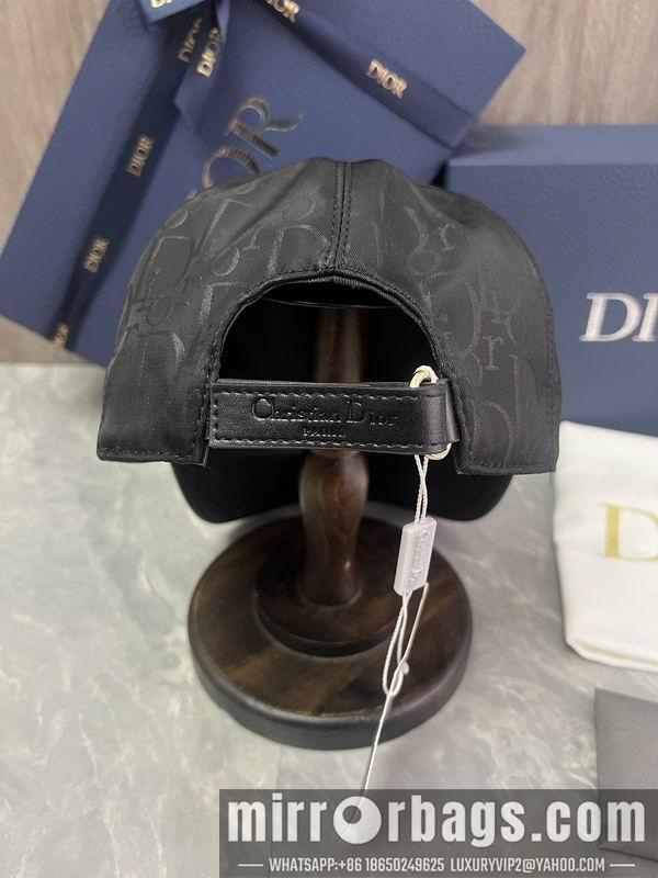 Replica Dior cap dx05