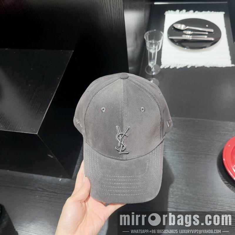 Replica YSL cap dx24
