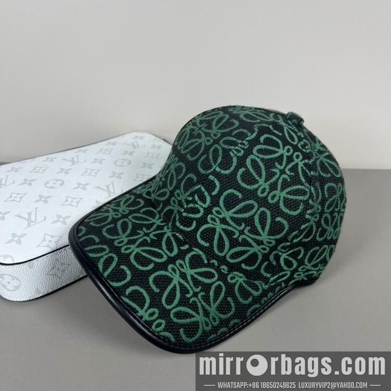 Replica Loewe Hat dx43