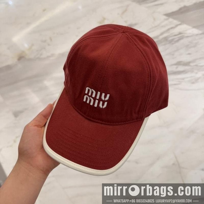 Replica Miumiu Cap dx36